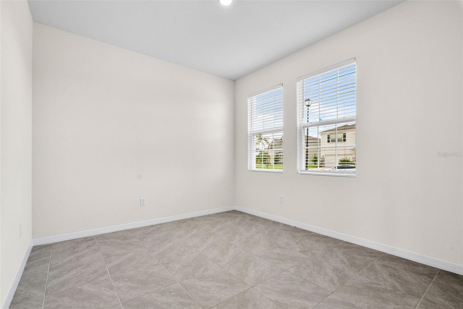 Single Family Residence at 3813 LIVELY CORAL PL, BRADENTON, photo 5 of 52