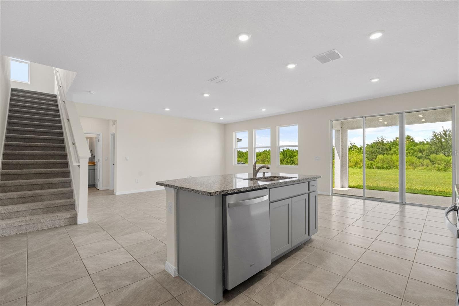 Single Family Residence at 3813 LIVELY CORAL PL, BRADENTON, photo 12 of 52