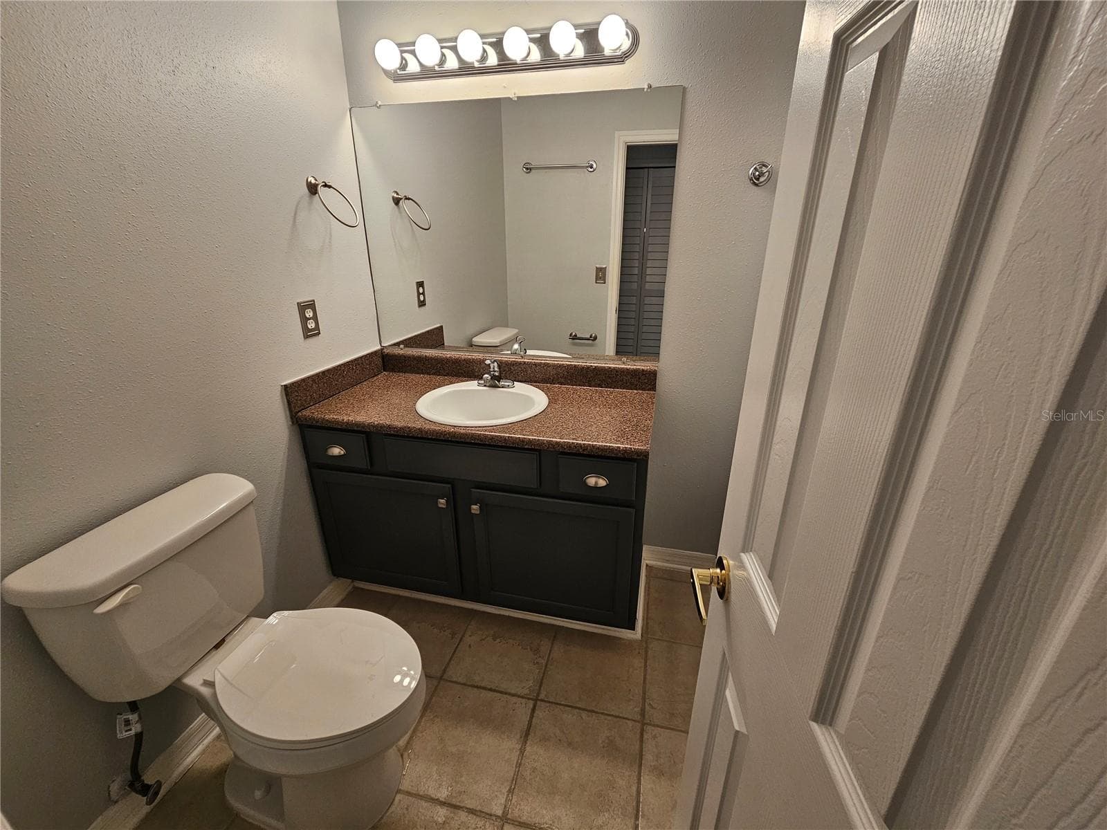 Hallway Full Bathroom with Tub and Shower - 1737 PARAKEET WAY #609, SARASOTA