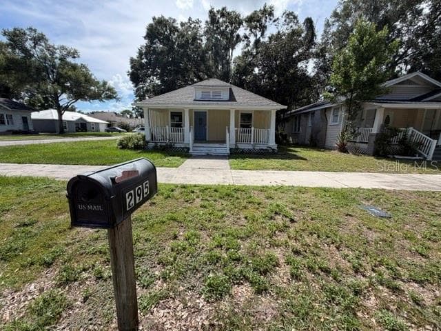 295 S OAK AVE