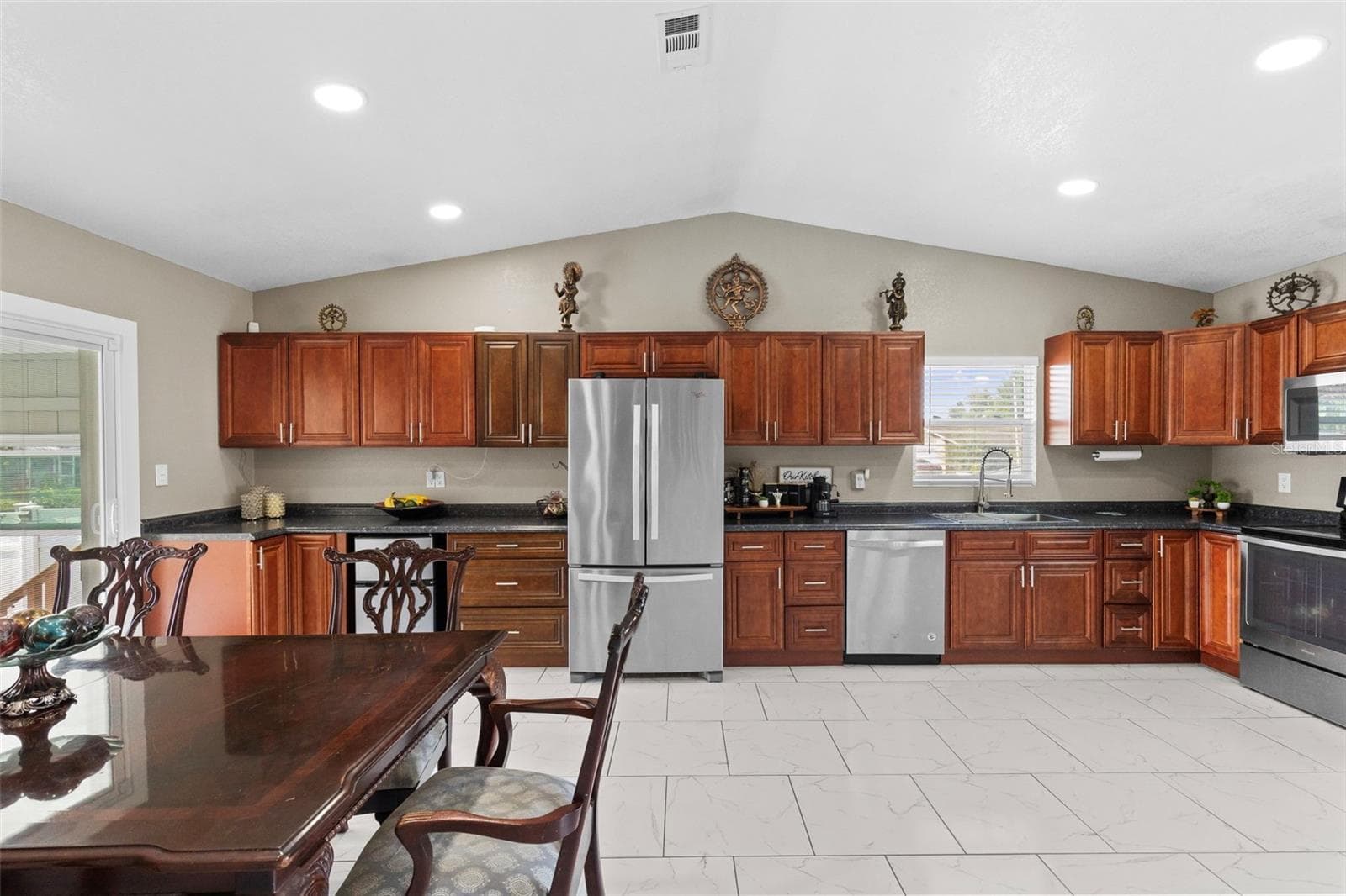 Single Family Residence at 5408 PENTAIL CIR, TAMPA, photo 12 of 51