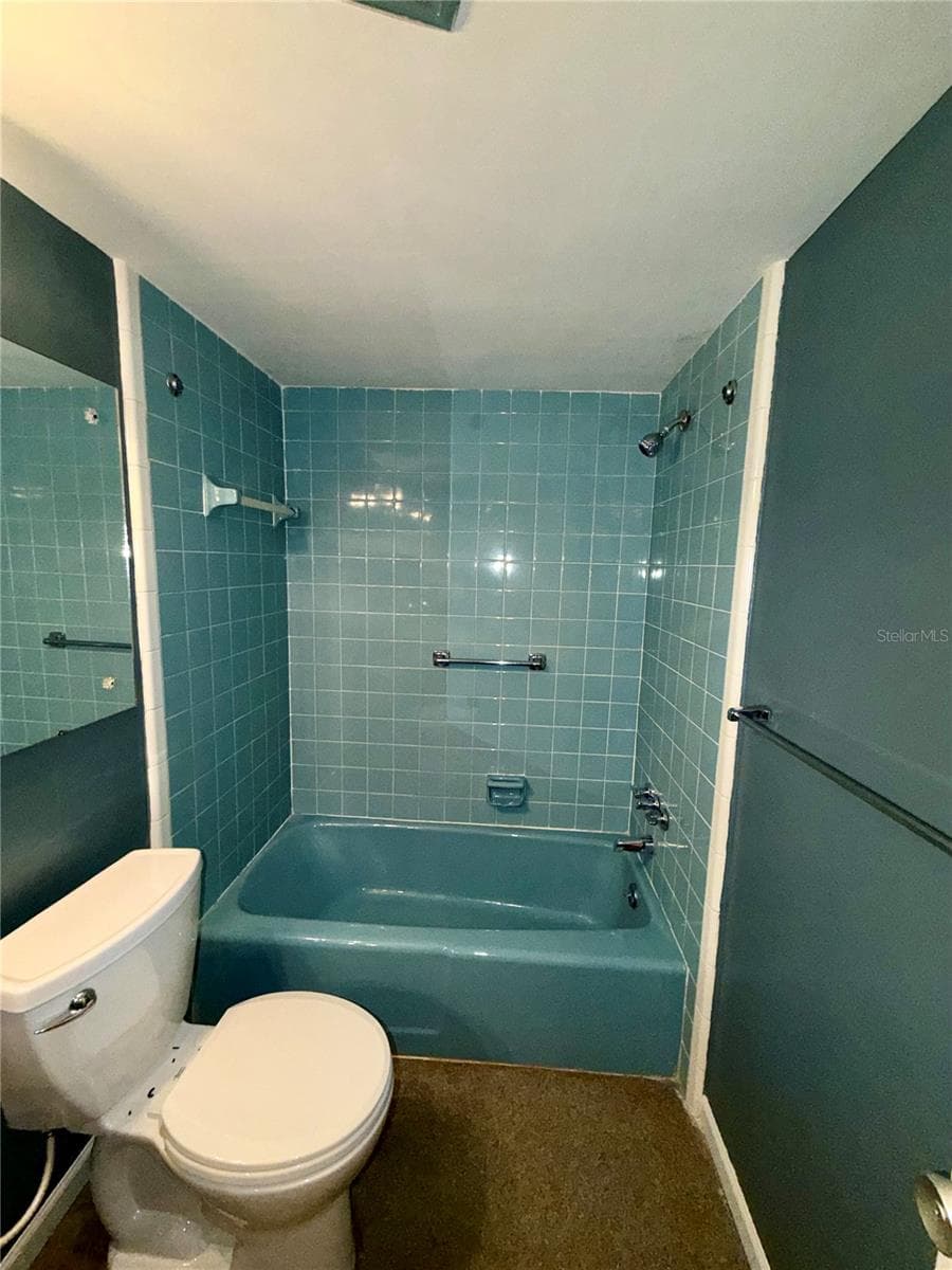 Condominium at 450 32ND AVE N #107W, ST PETERSBURG, photo 12 of 32