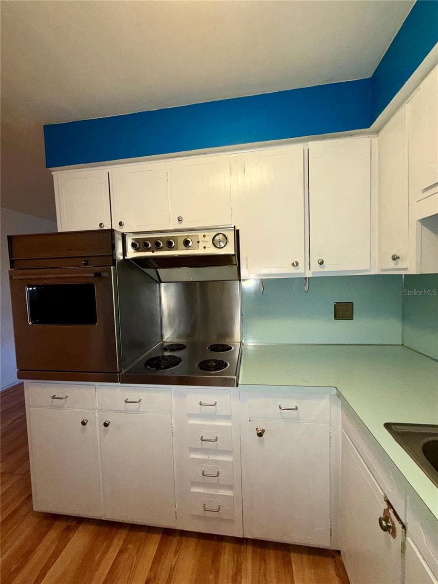 Condominium at 450 32ND AVE N #107W, ST PETERSBURG, photo 14 of 32