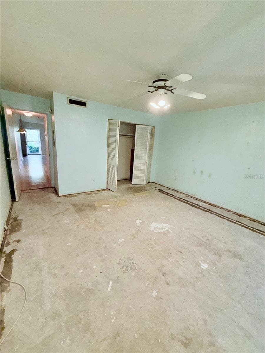 Condominium at 450 32ND AVE N #107W, ST PETERSBURG, photo 19 of 32
