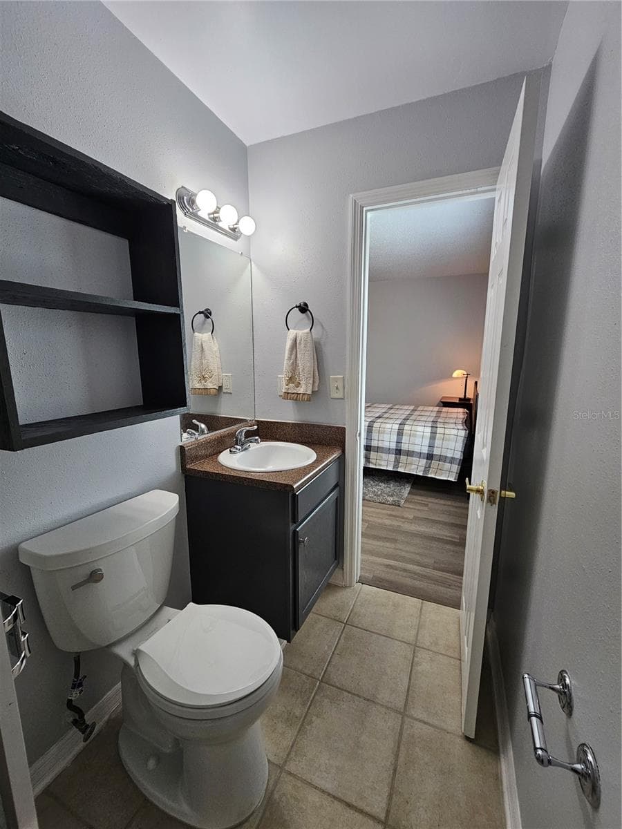 Primary Bedroom En-suite Bathroom - 1737 PARAKEET WAY #609, SARASOTA