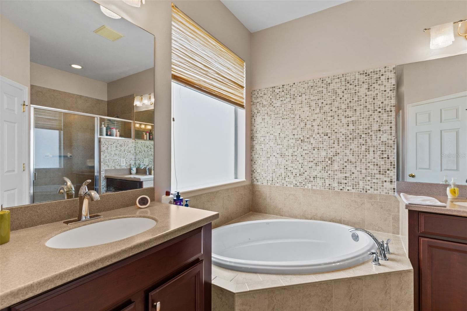 Single Family Residence at 2617 BRIGHTSIDE CT, CAPE CORAL, photo 29 of 58