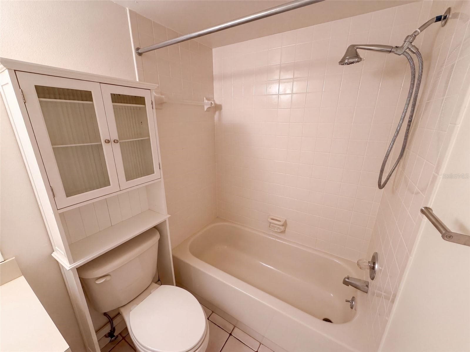 Condominium at 1465 MILLSTREAM LN #104, DUNEDIN, photo 12 of 36