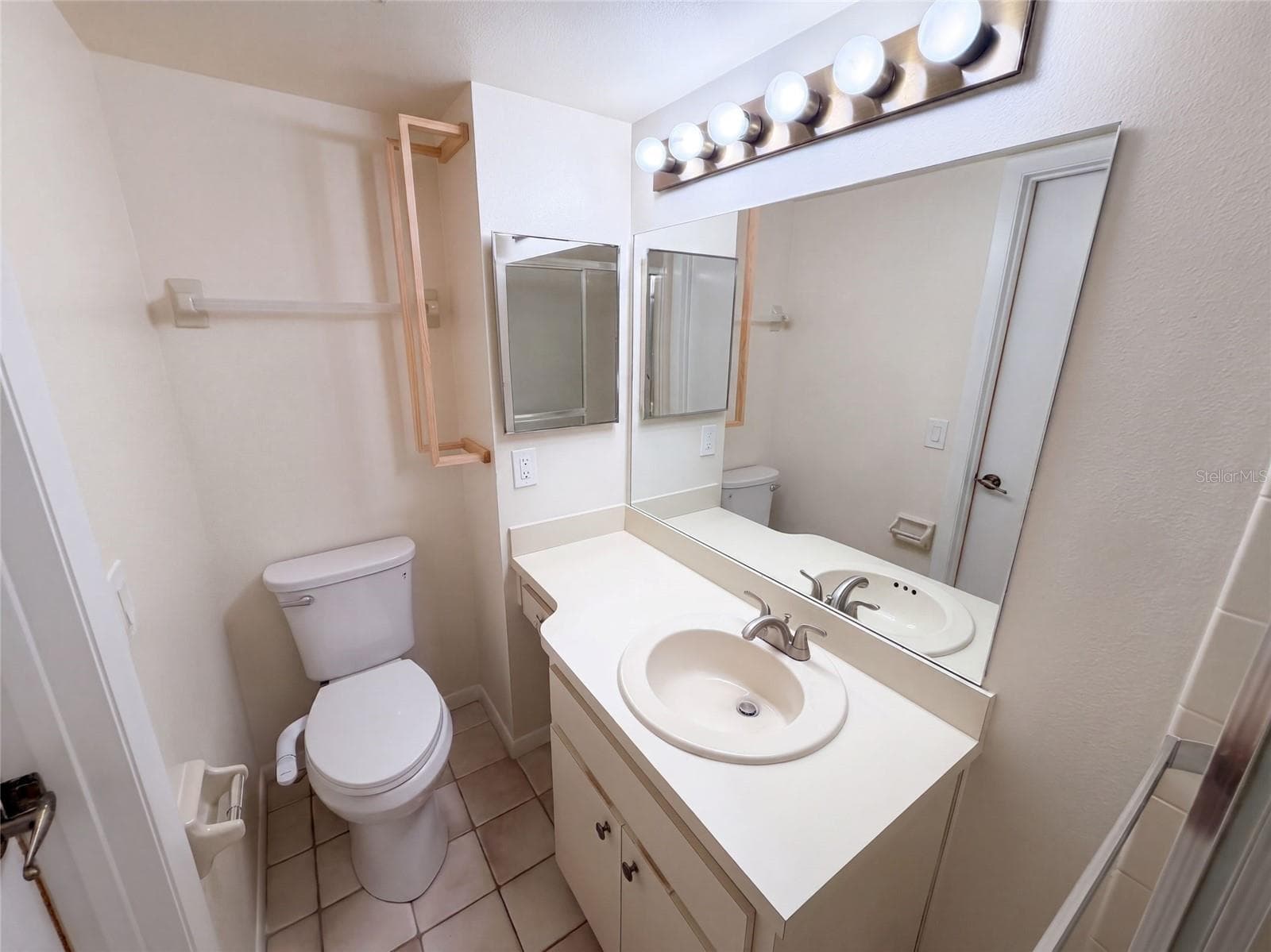 Condominium at 1465 MILLSTREAM LN #104, DUNEDIN, photo 14 of 36