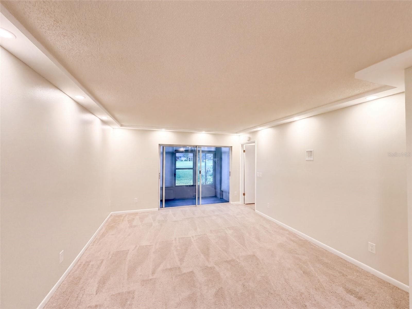 Condominium at 1465 MILLSTREAM LN #104, DUNEDIN, photo 27 of 36