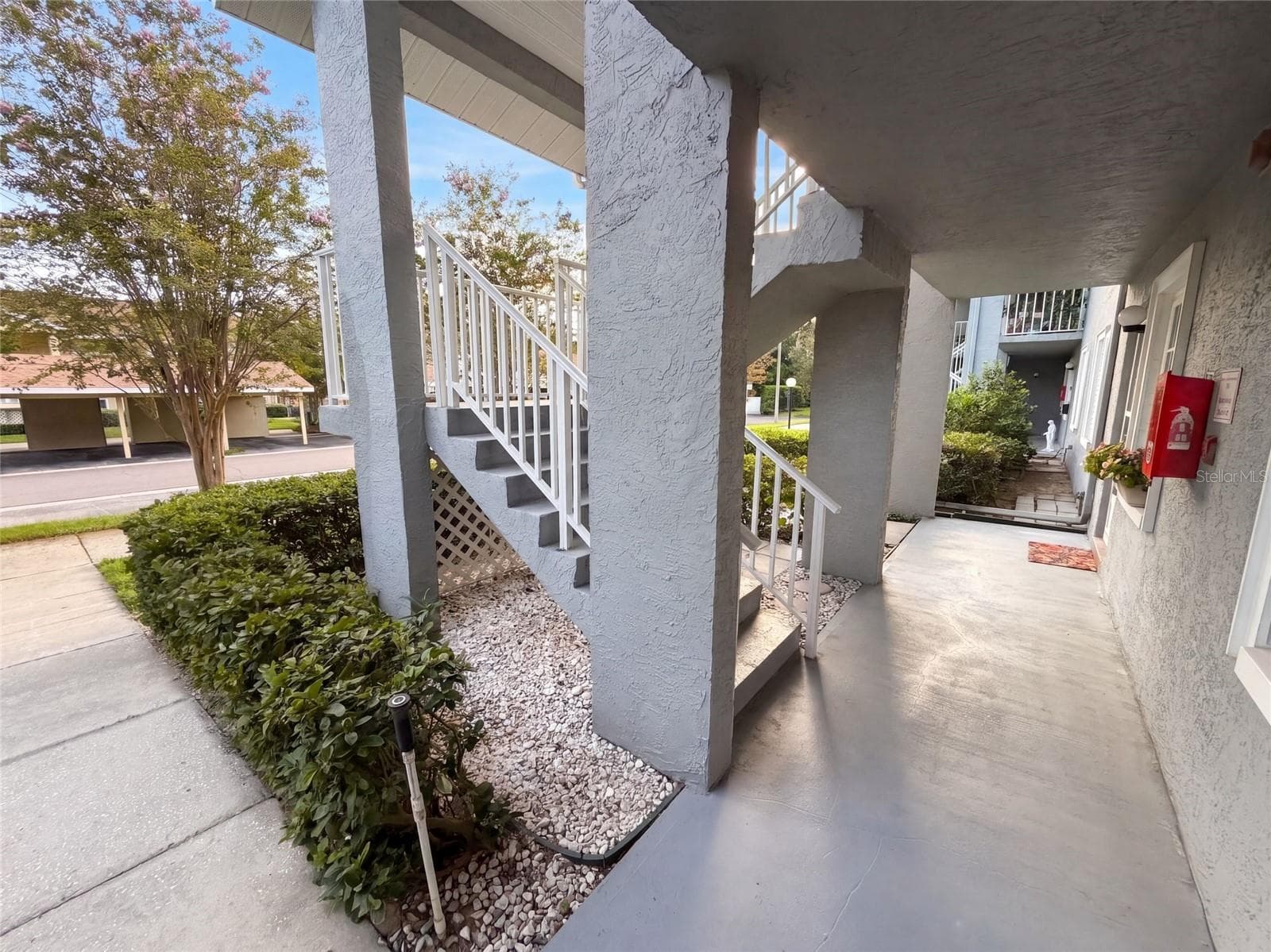 Condominium at 1465 MILLSTREAM LN #104, DUNEDIN, photo 32 of 36
