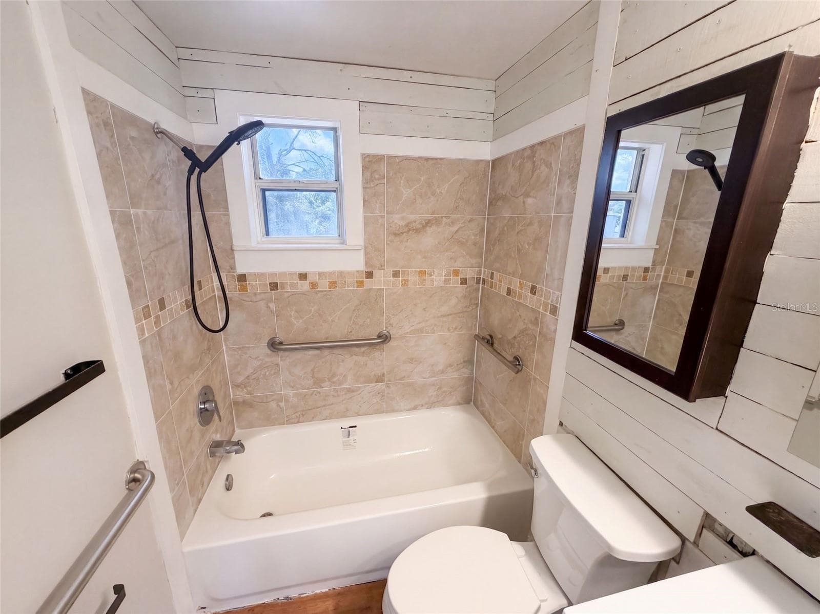 Single Family Residence at 4718 TRAFFORD RD, HOLIDAY, photo 20 of 24
