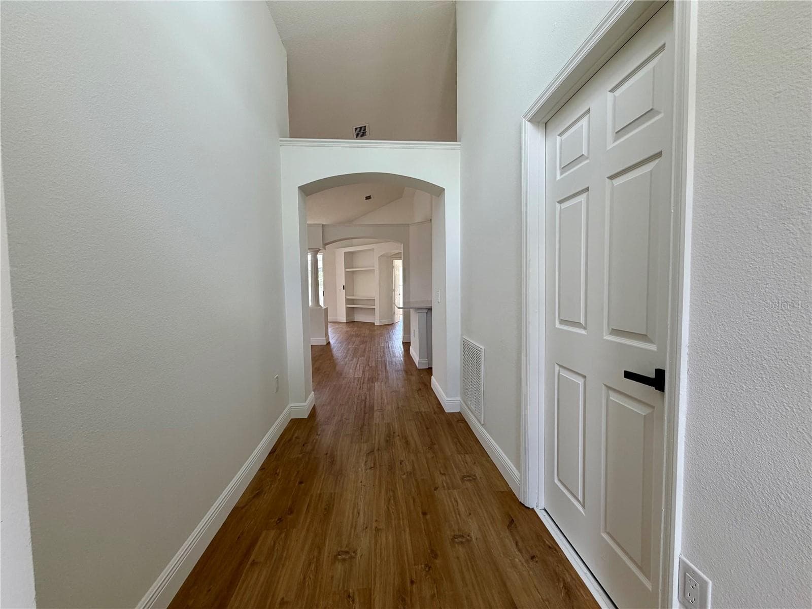 Single Family Residence at 13548 EYAS RD, ORLANDO, photo 7 of 28
