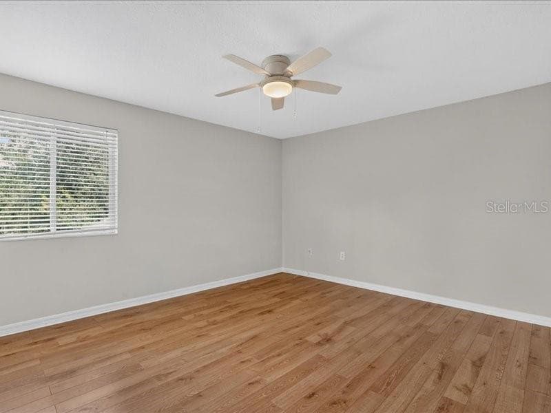 Single Family Residence at 10420 LUCAYA DR, TAMPA, photo 25 of 42