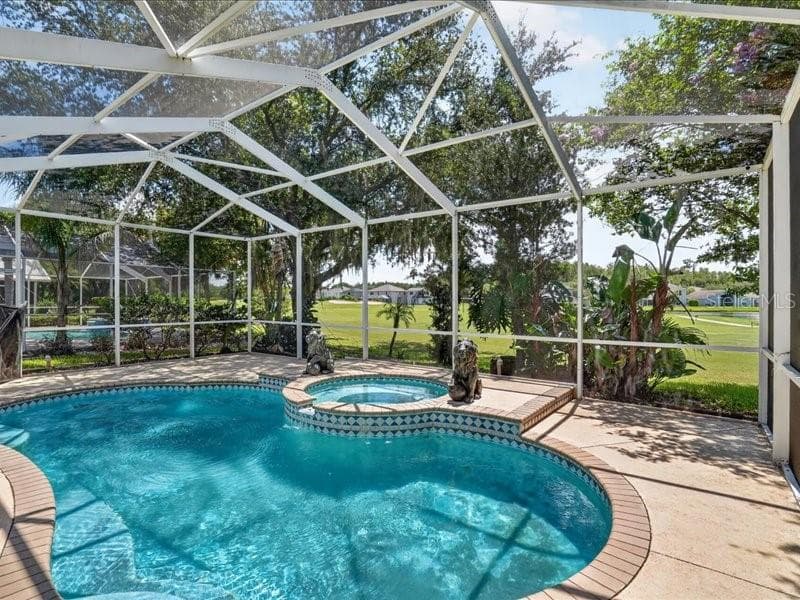 Single Family Residence at 10420 LUCAYA DR, TAMPA, photo 38 of 42