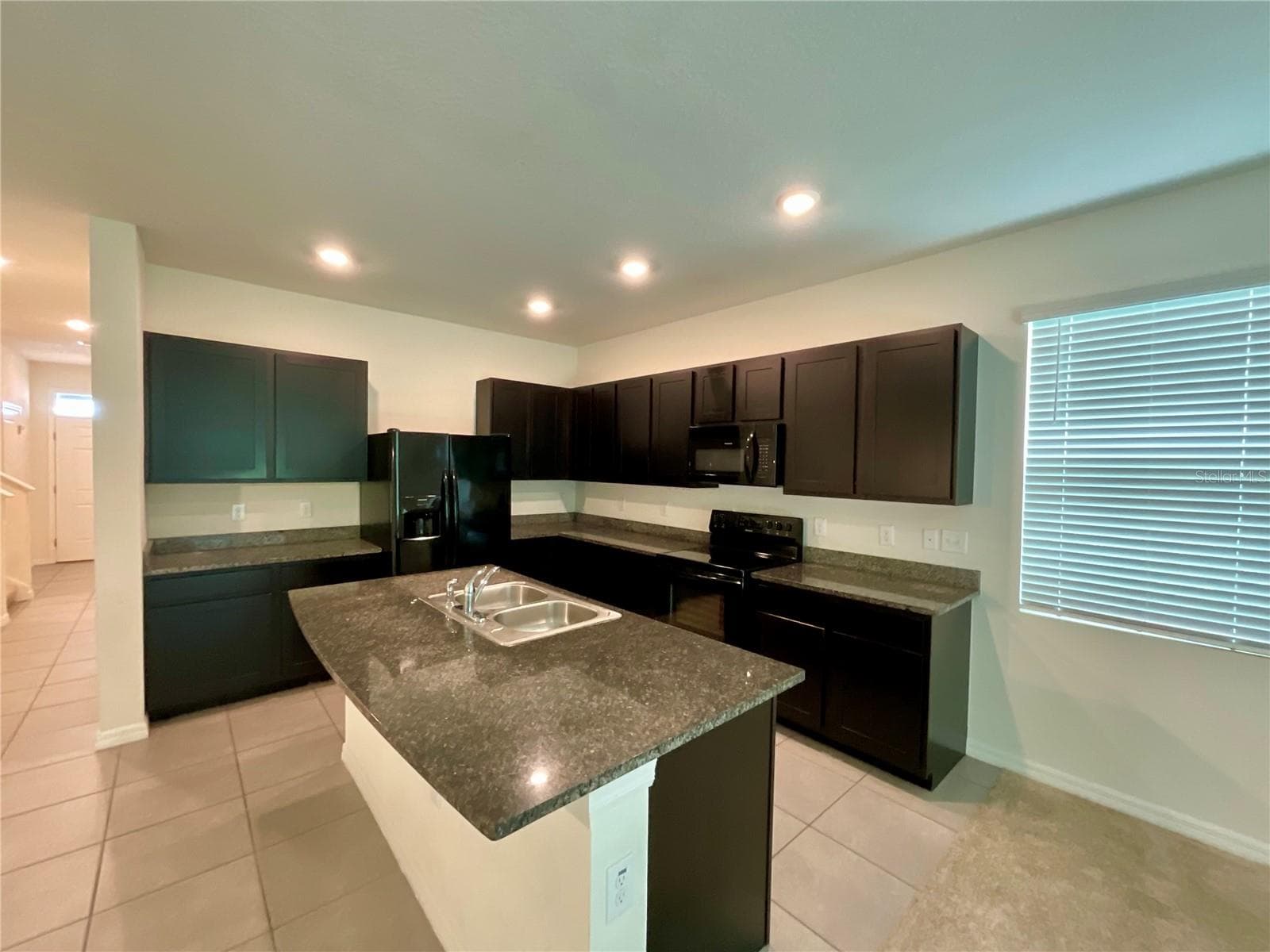 Townhouse at 1720 HUBBELL RD, WESLEY CHAPEL, photo 5 of 36