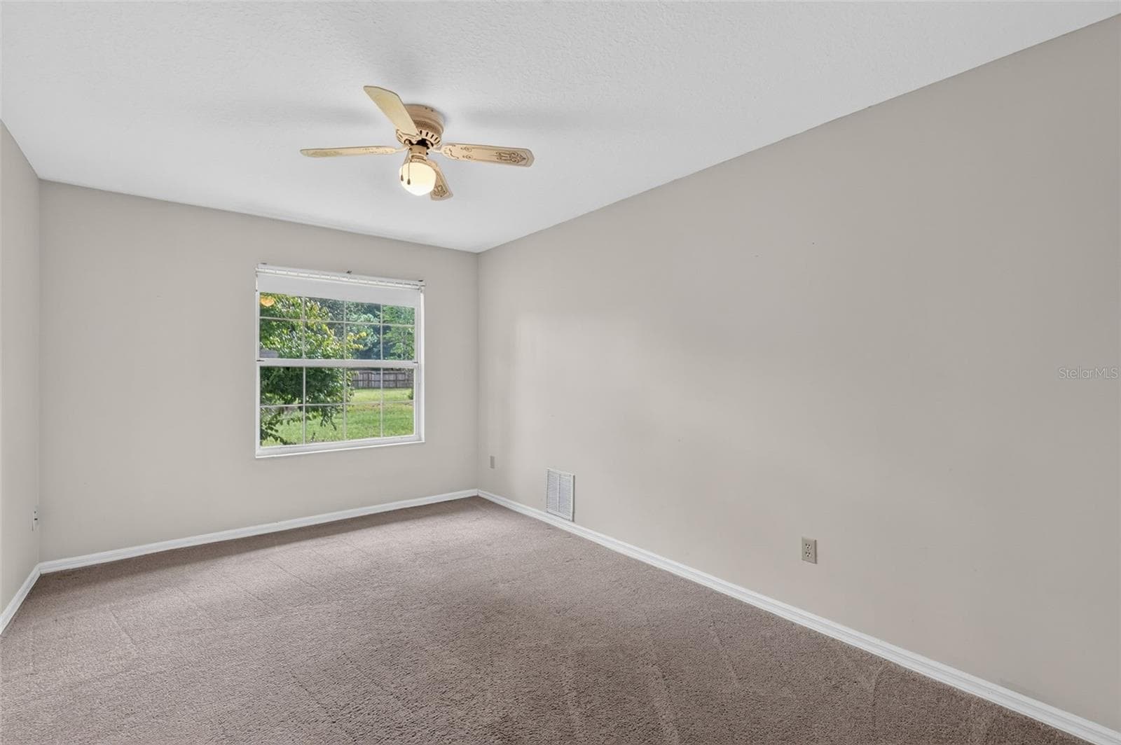 Bedroom 2 - 37130 COUNTY ROAD 439, EUSTIS