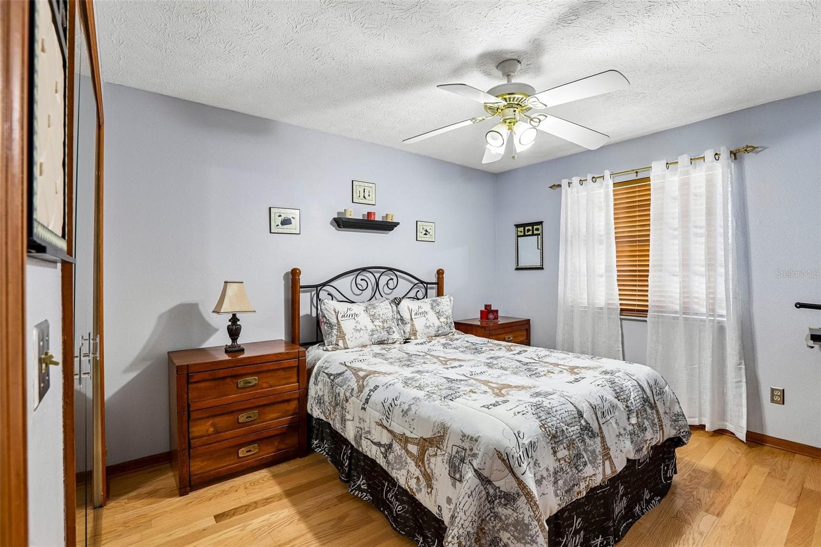 Bedroom 3 - 1424 DUMONT DR, VALRICO