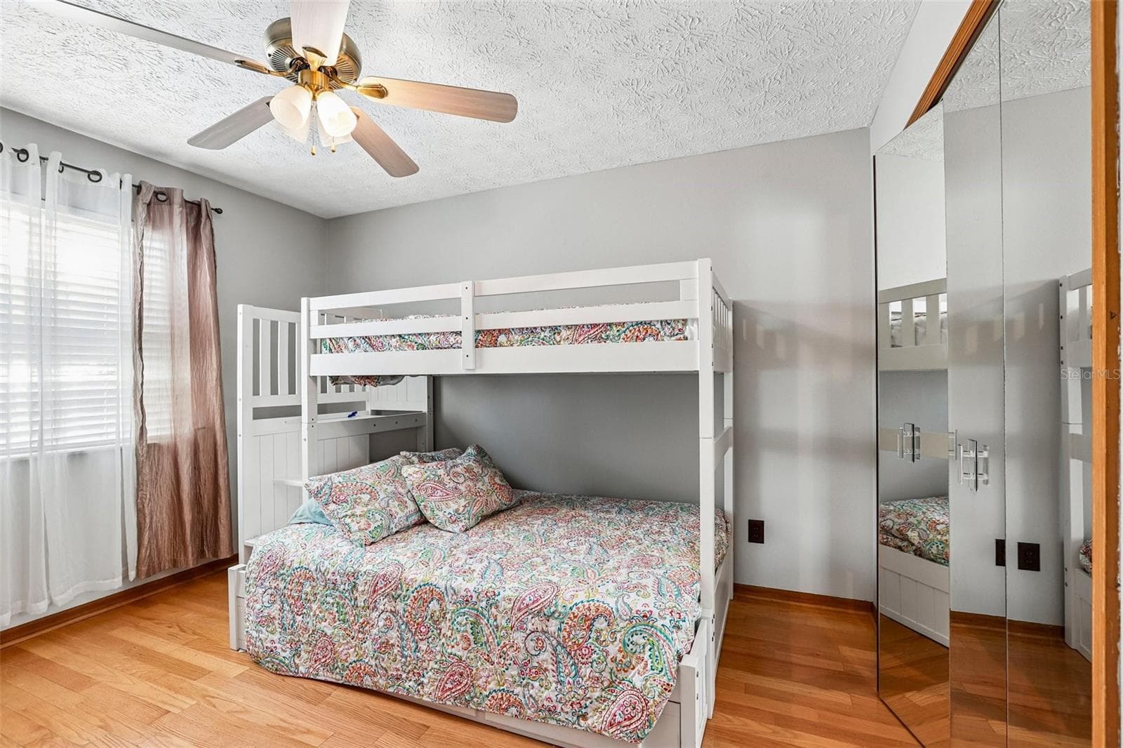 Bedroom 4 - 1424 DUMONT DR, VALRICO