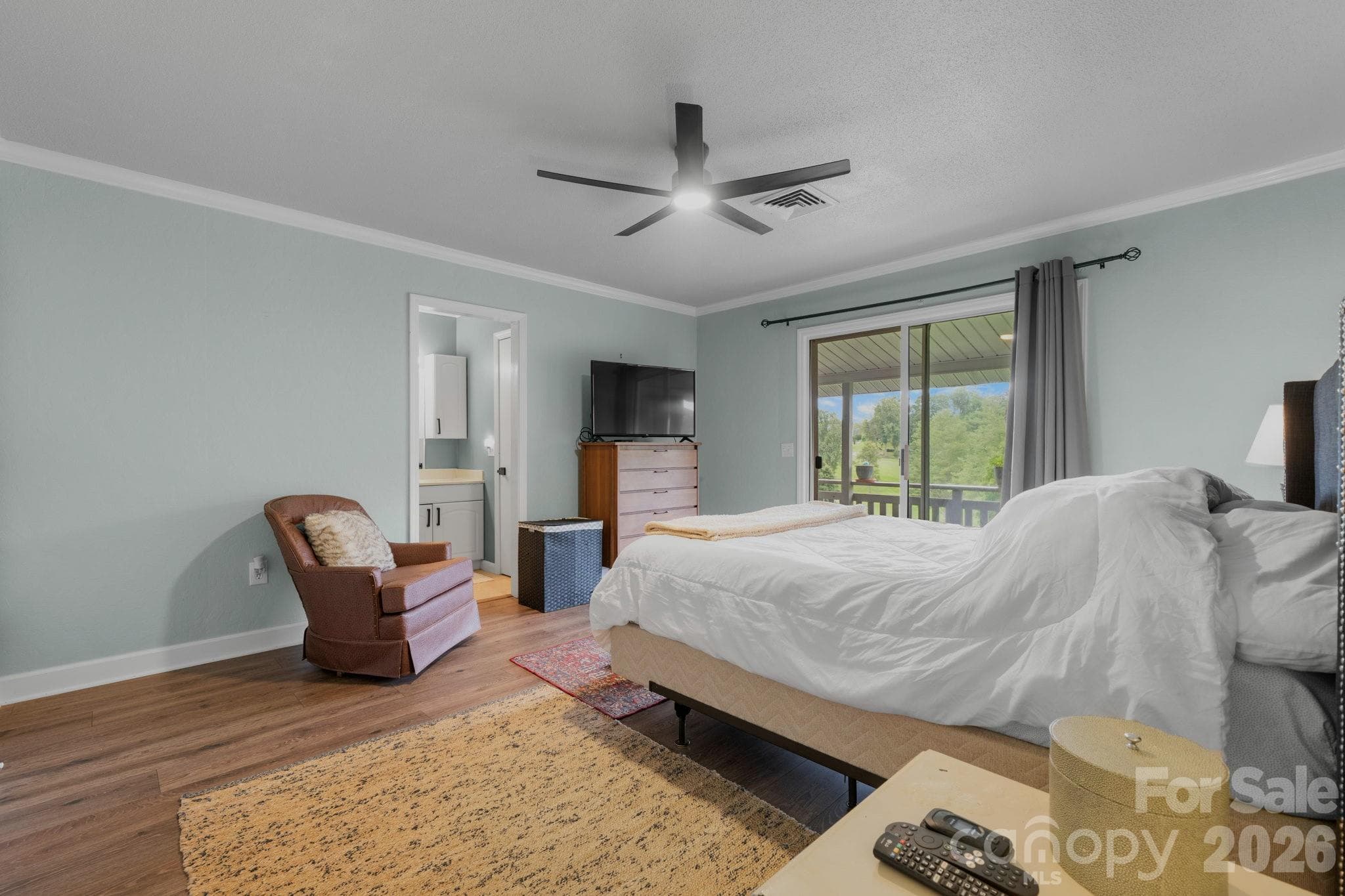Condominium at 263 Fairway Lane, Spruce Pine, photo 13 of 37