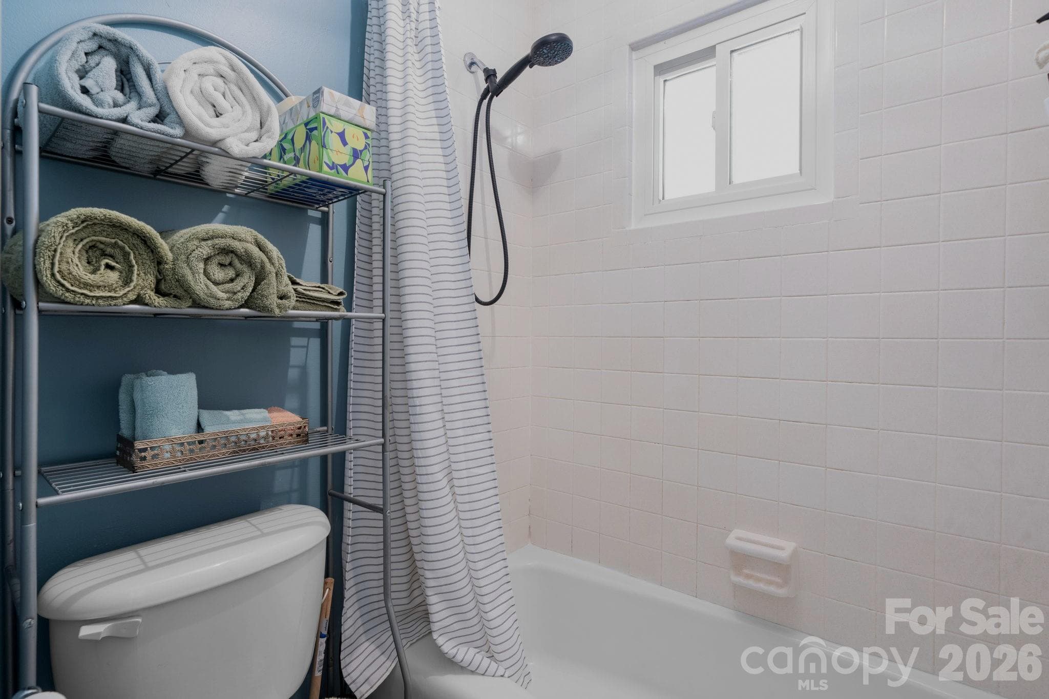 Condominium at 263 Fairway Lane, Spruce Pine, photo 15 of 37