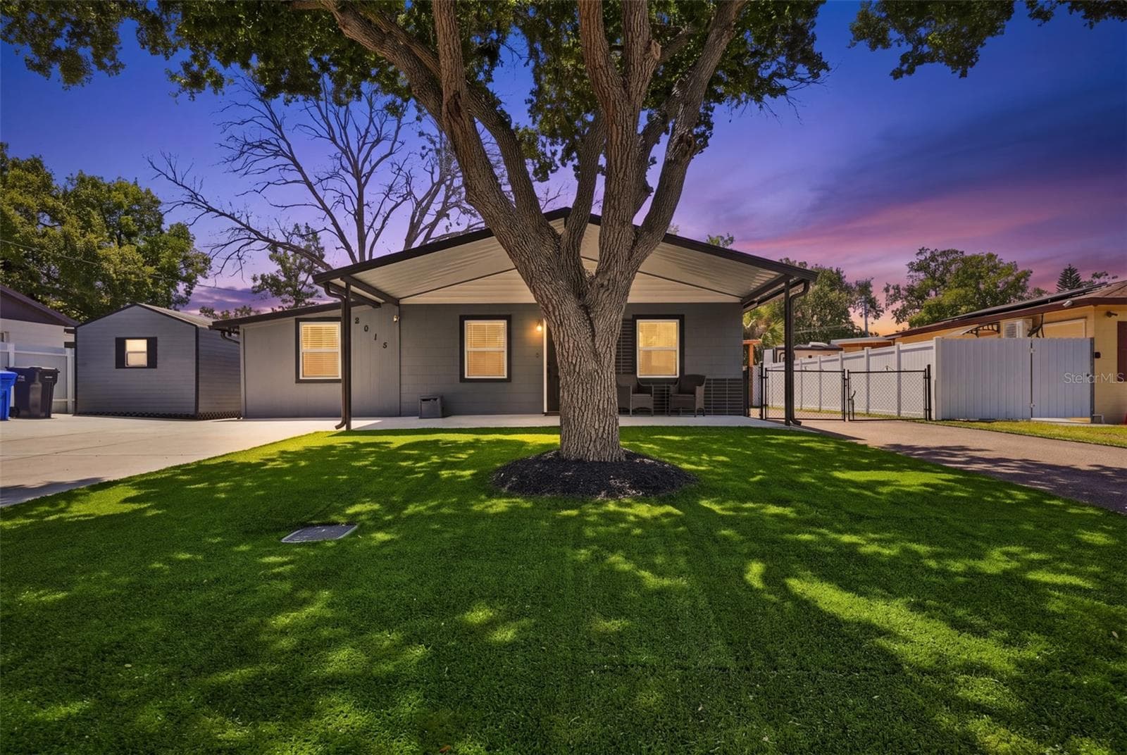 8015 TUDOR PL