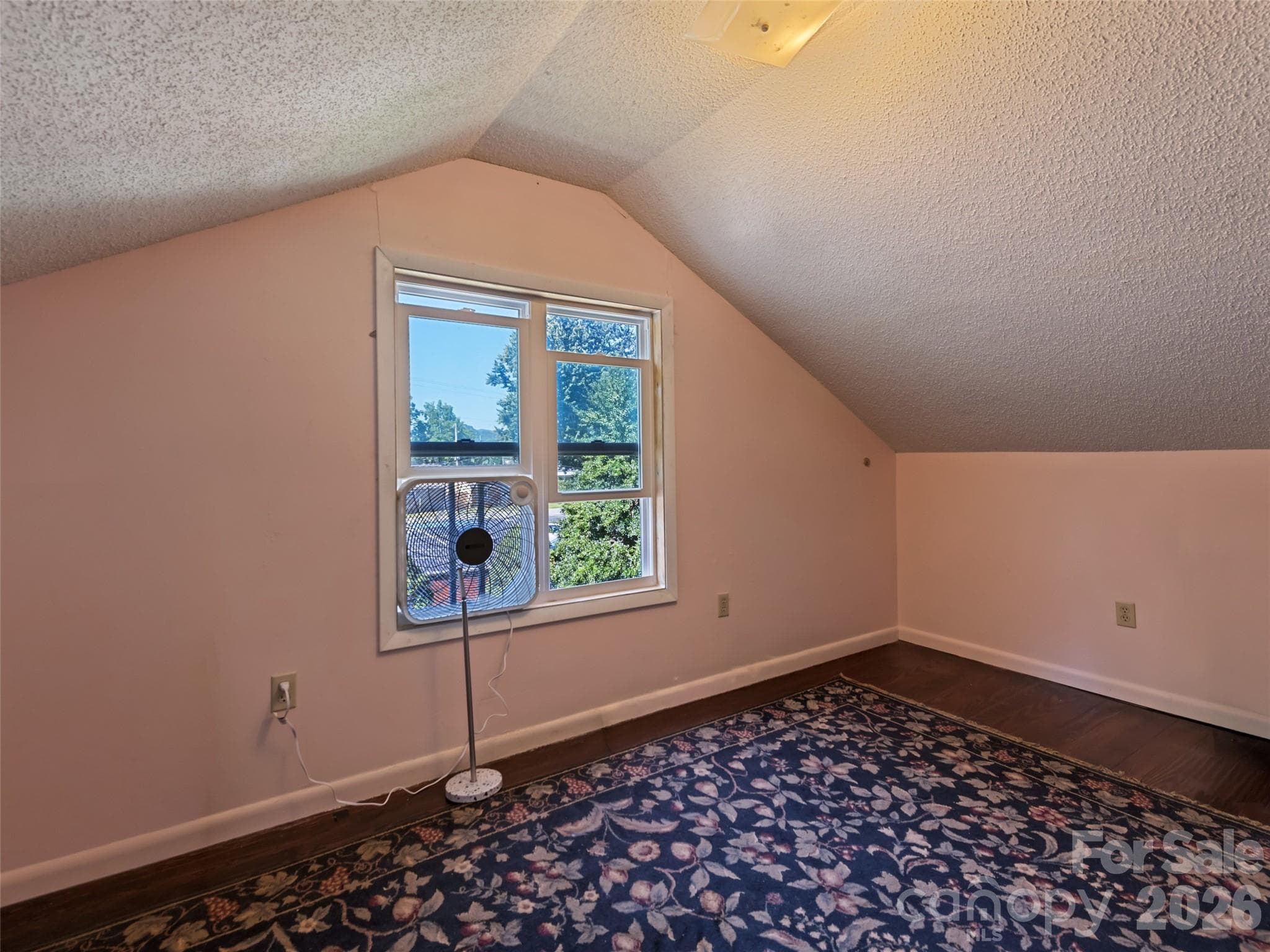 Upstairs bonus space 2 - 50 Epsom Street, Waynesville