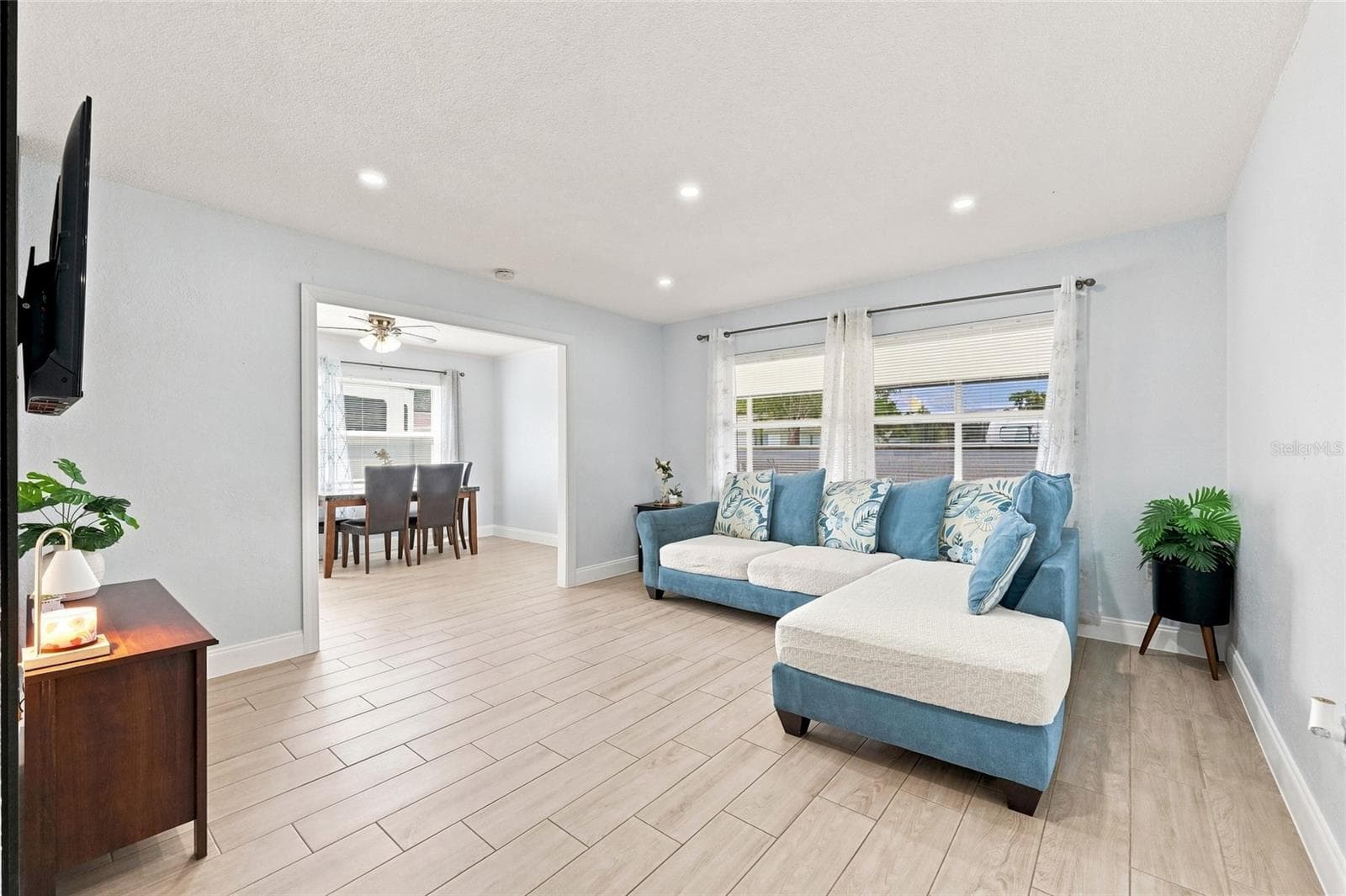 Single Family Residence at 6206 WILLOW OAK LN, ORLANDO, photo 10 of 47