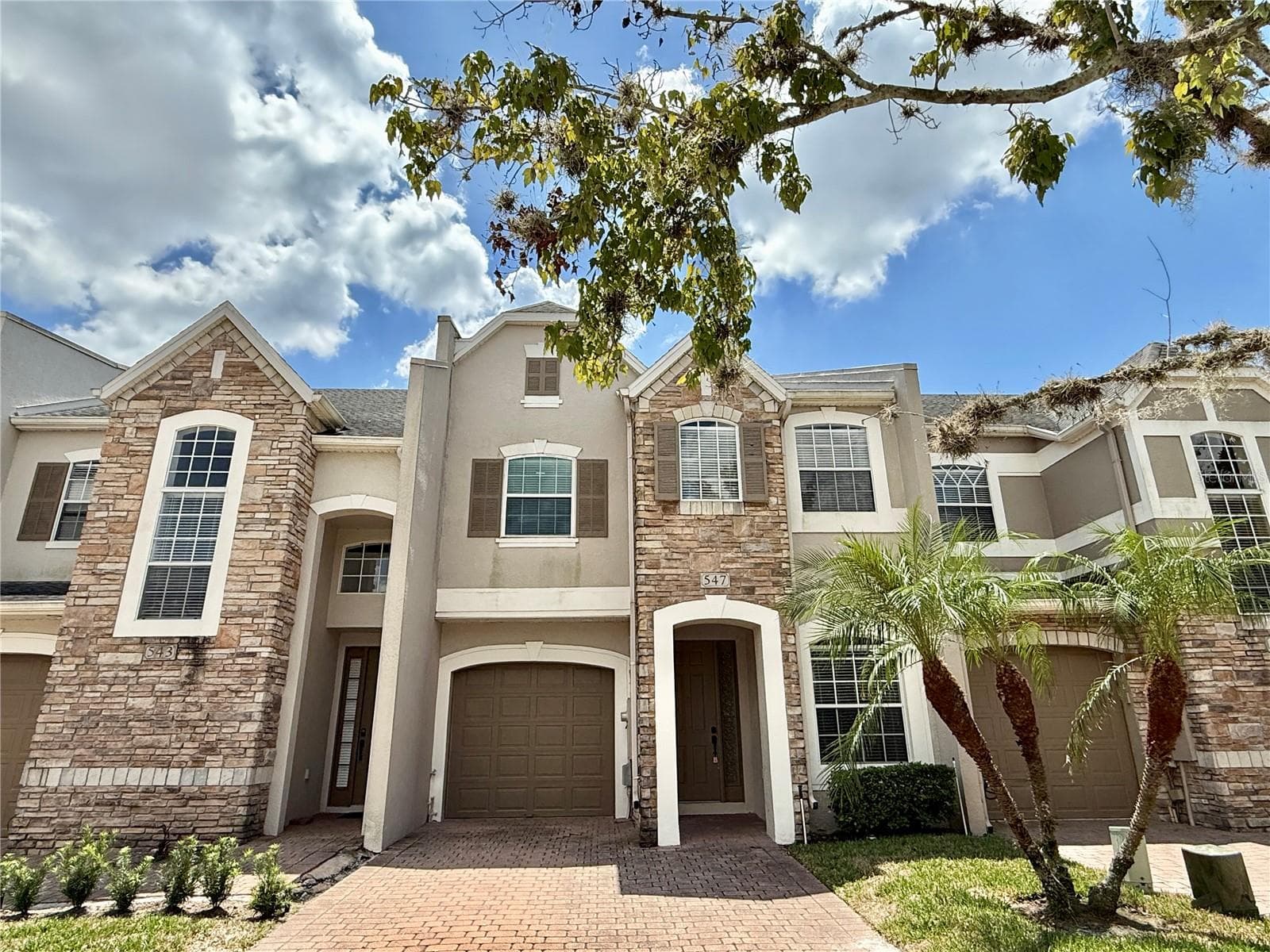 547 TERRACE SPRING DR