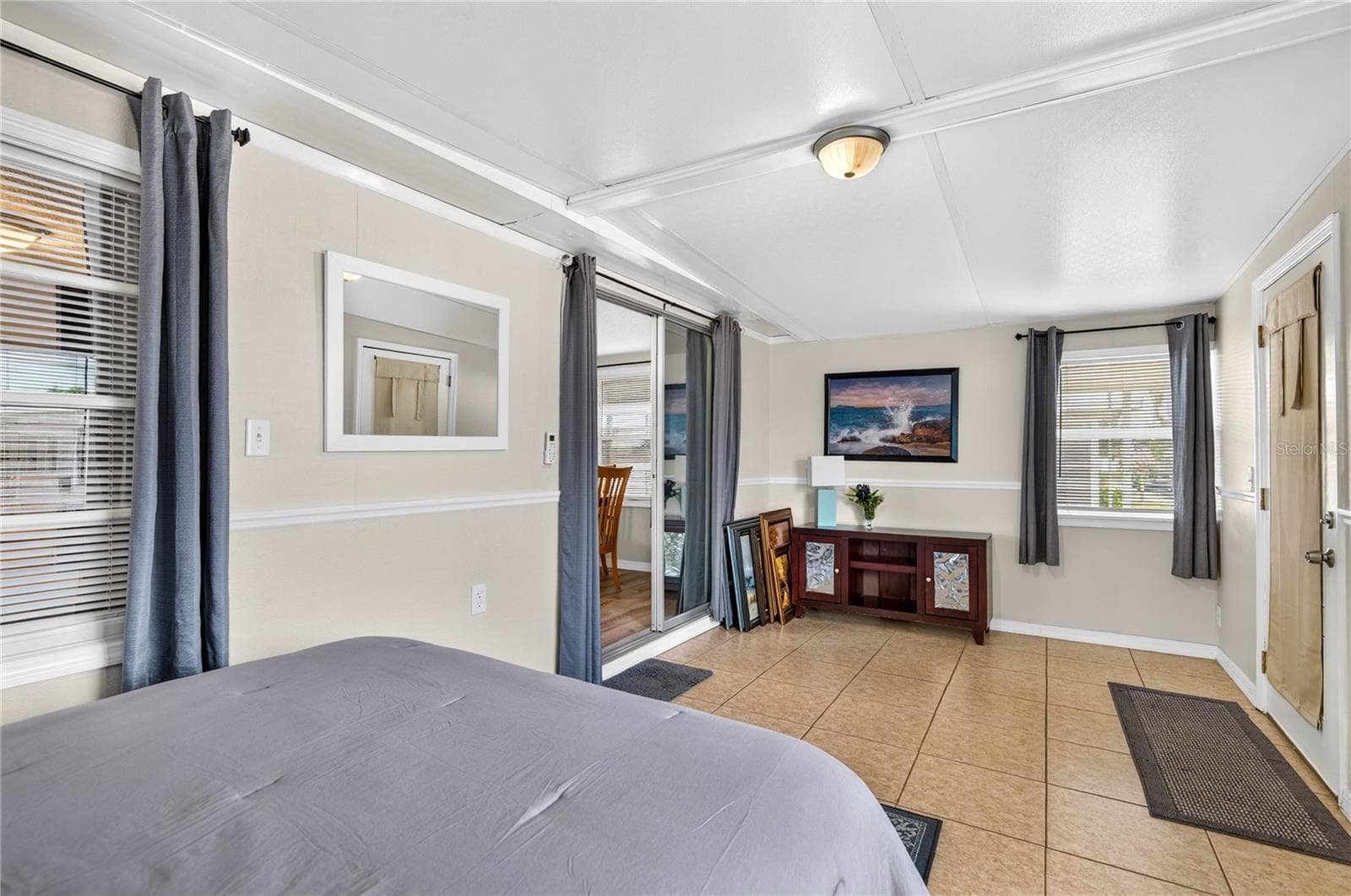 2nd bedroom - 2000 E BAY DR #33, LARGO