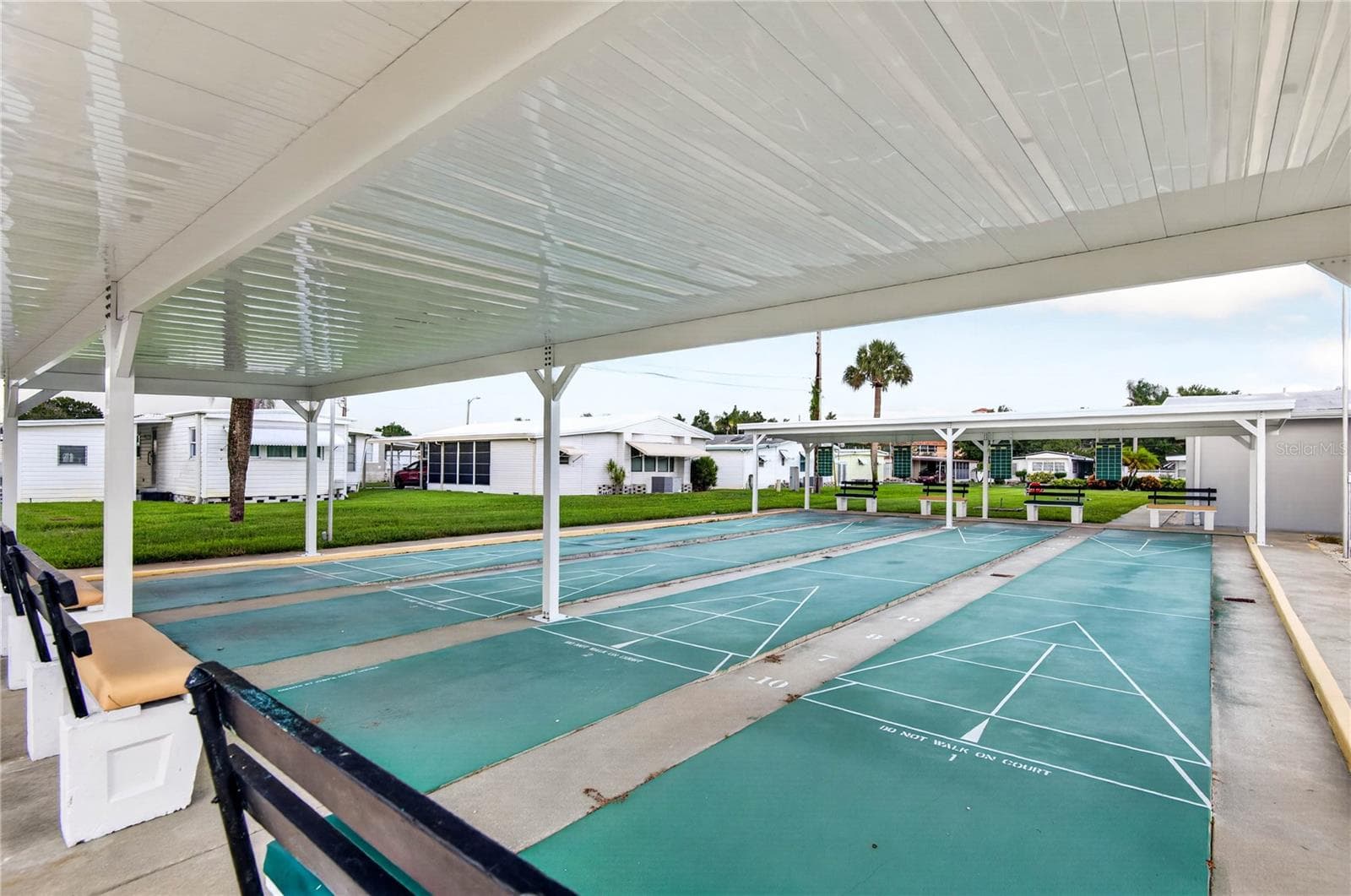 Community Shuffleboard - 2000 E BAY DR #33, LARGO