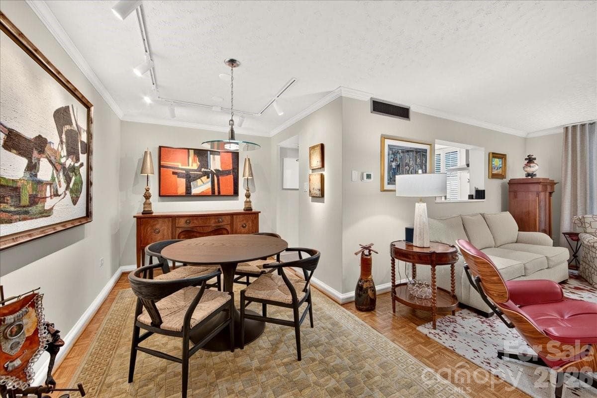 Condominium at 1300 Queens Road, Charlotte, photo 13 of 48