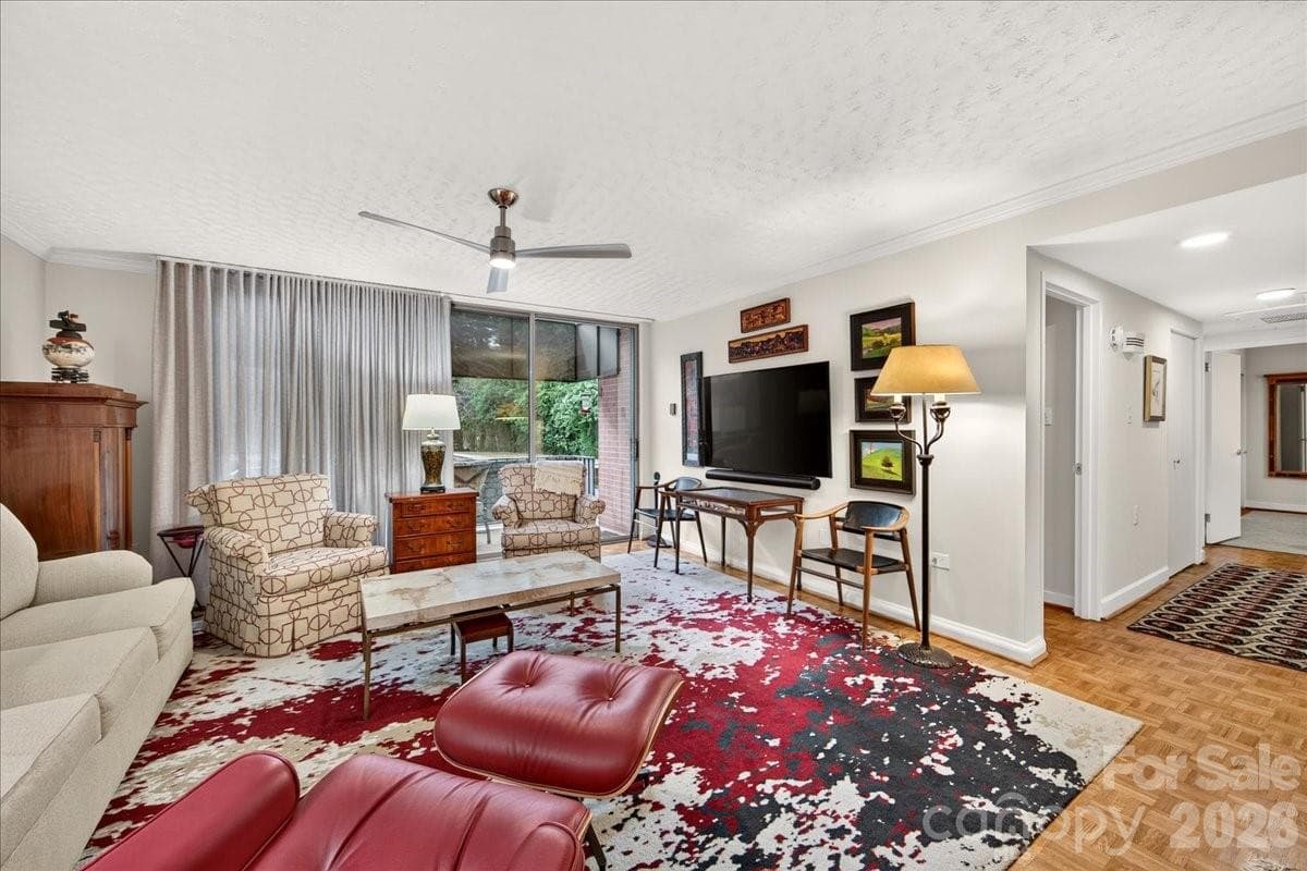 Condominium at 1300 Queens Road, Charlotte, photo 22 of 48