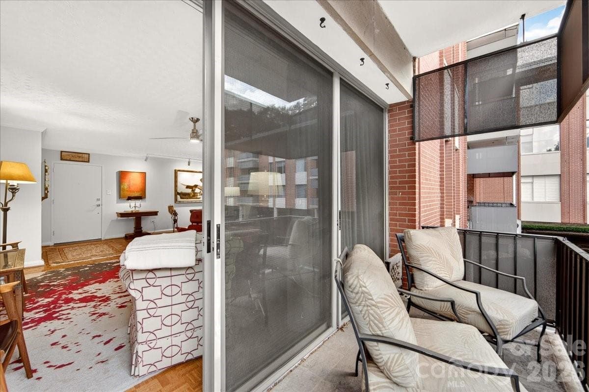 Condominium at 1300 Queens Road, Charlotte, photo 25 of 48