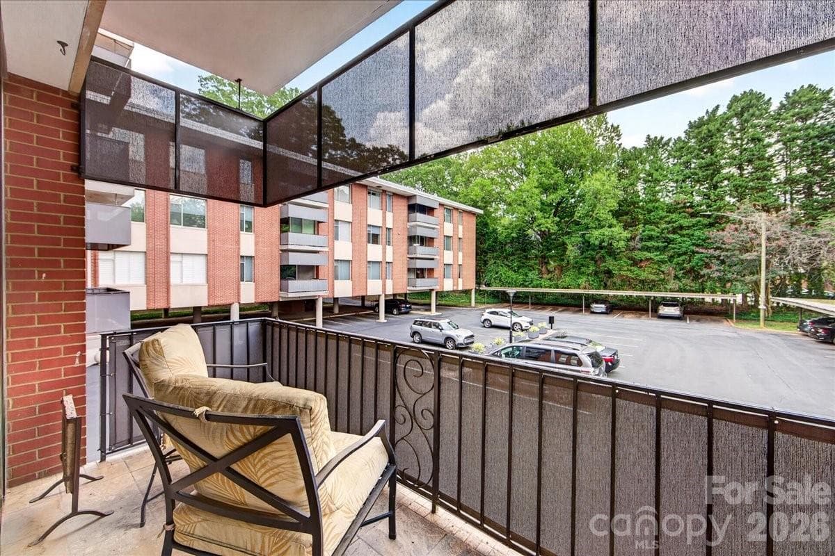 Condominium at 1300 Queens Road, Charlotte, photo 26 of 48