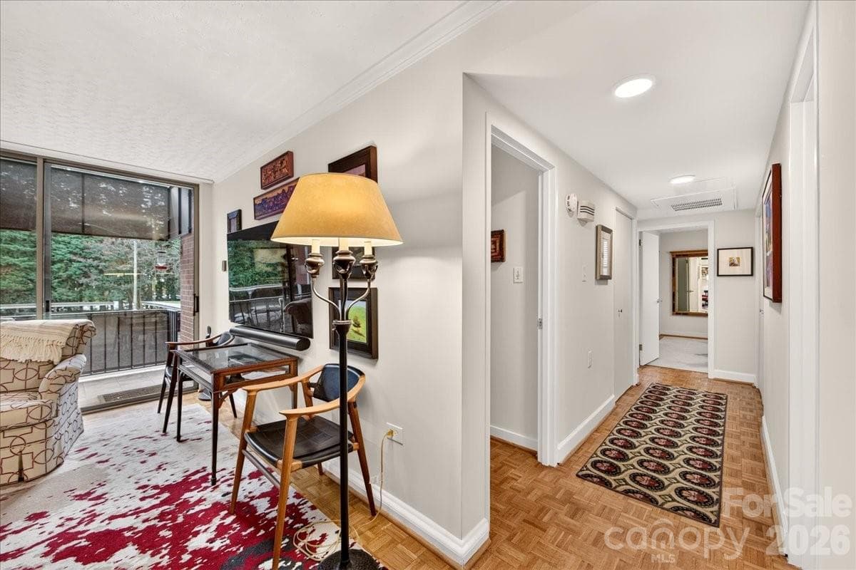 Condominium at 1300 Queens Road, Charlotte, photo 27 of 48