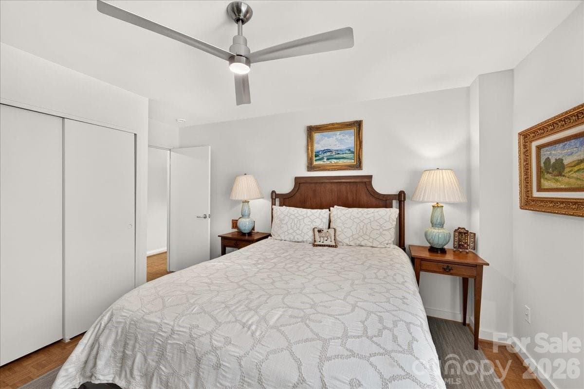 Condominium at 1300 Queens Road, Charlotte, photo 32 of 48