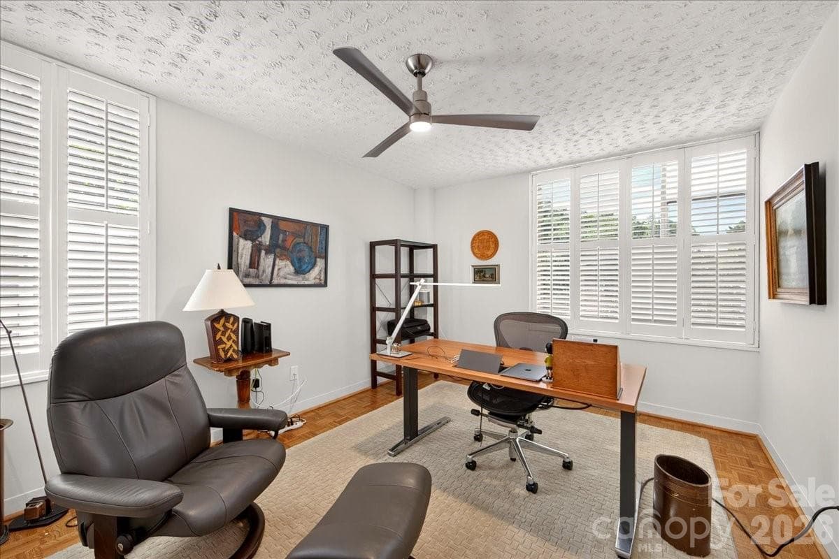 Condominium at 1300 Queens Road, Charlotte, photo 37 of 48