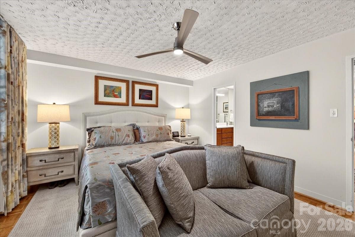 Condominium at 1300 Queens Road, Charlotte, photo 39 of 48