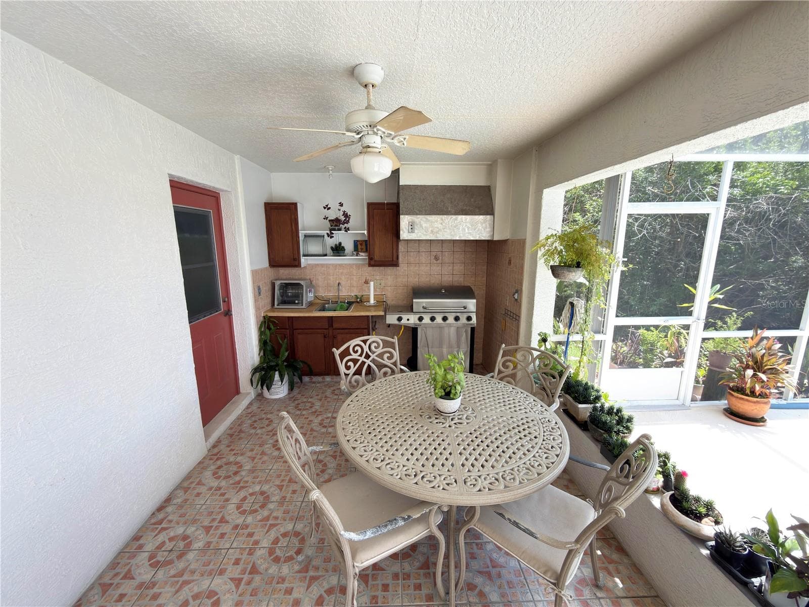 Outdoor Kitchen - 22 COLORADO DR, PALM COAST
