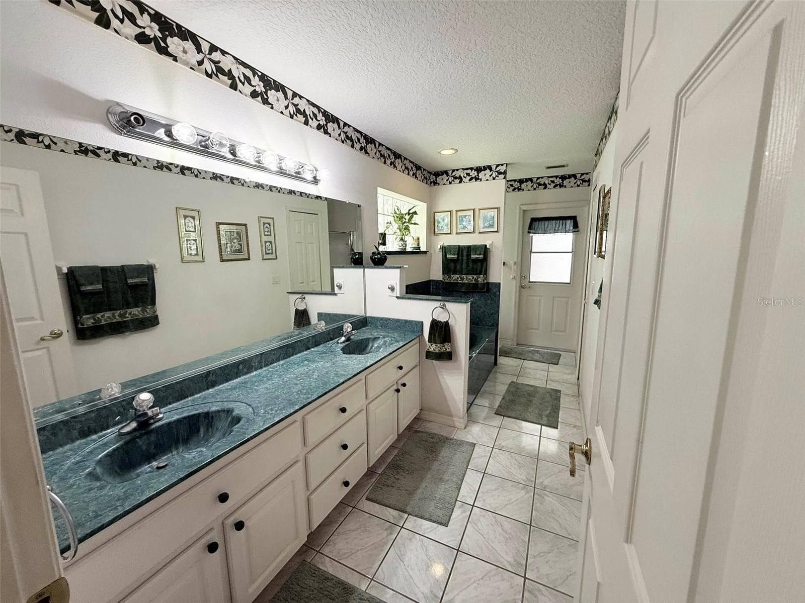 Master Bathroom - 22 COLORADO DR, PALM COAST