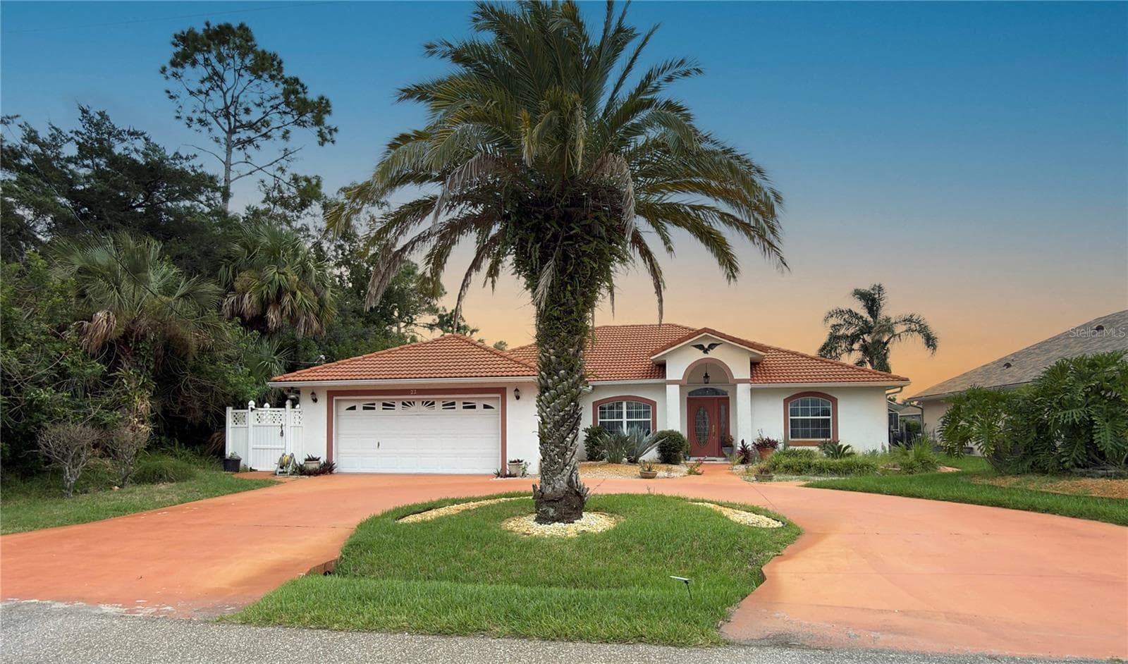 U-shaped Driveway - 22 COLORADO DR, PALM COAST