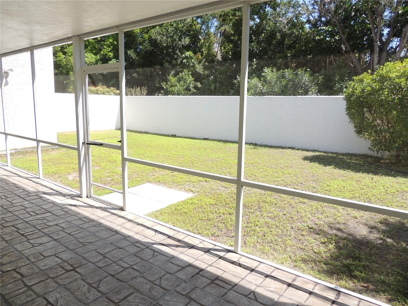 Condominium at 324 TIMBERLAKE DR #324, BRADENTON, photo 24 of 31