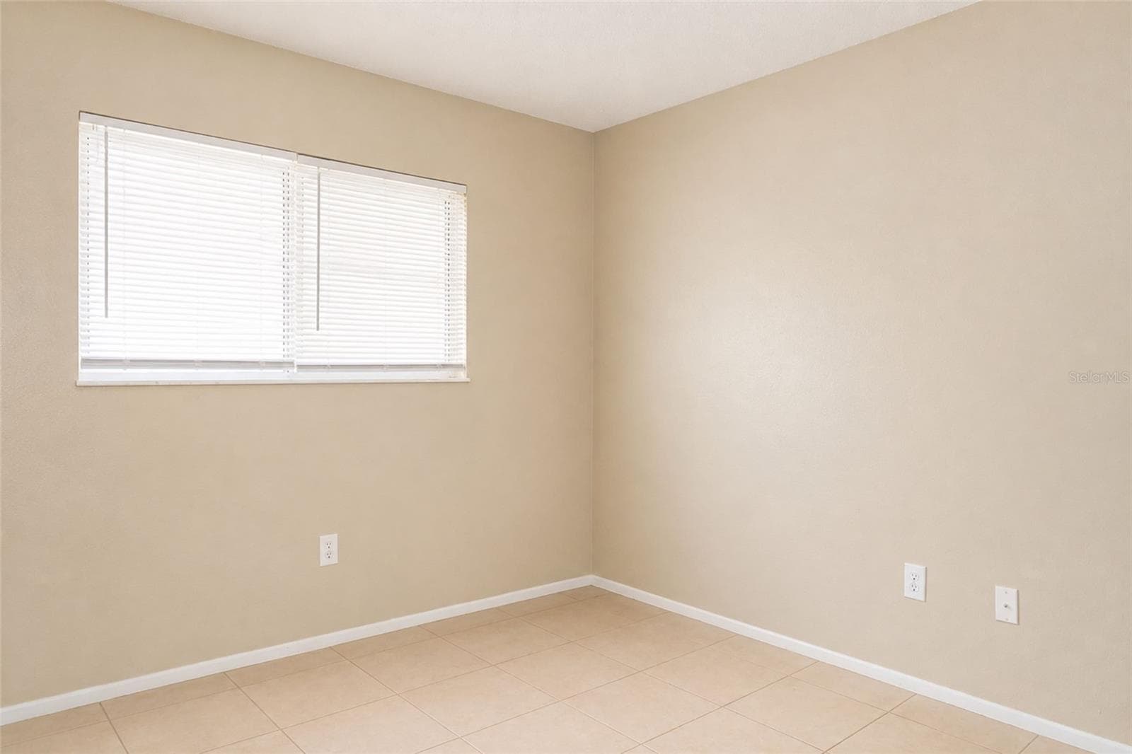 Single Family Residence at 4631 W EASTWIND DR, PLANT CITY, photo 13 of 18