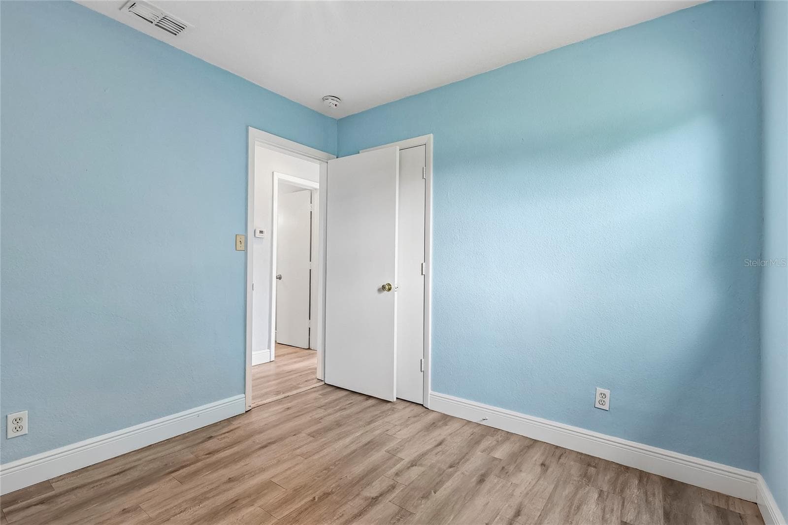 Single Family Residence at 4821 SHOSHONE ST, ORLANDO, photo 13 of 33