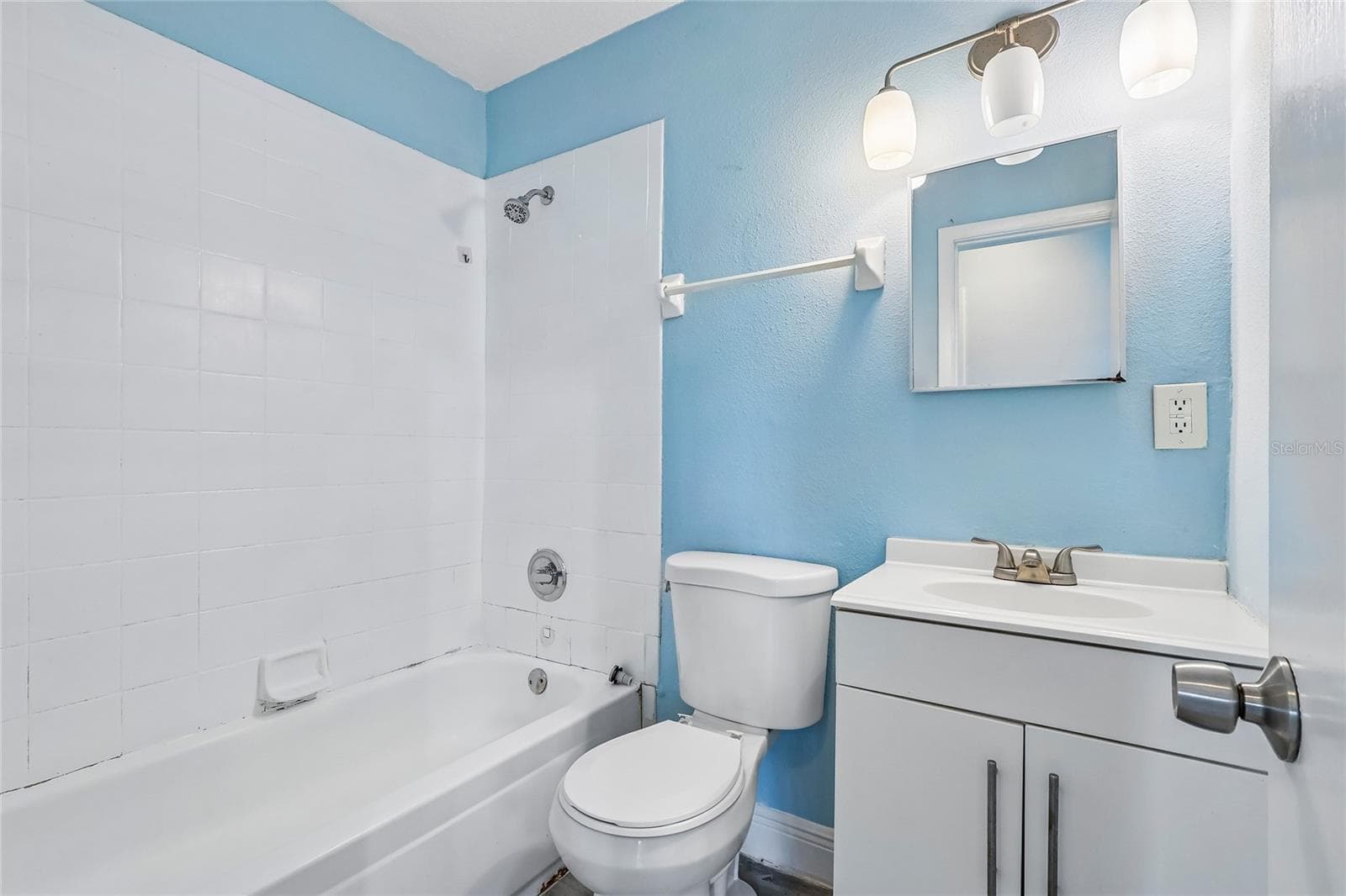 Single Family Residence at 4821 SHOSHONE ST, ORLANDO, photo 18 of 33