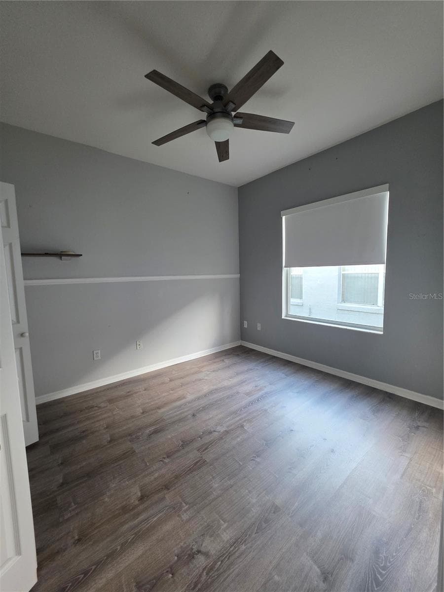 Single Family Residence at 2713 BARNSLEY LN, KISSIMMEE, photo 13 of 42