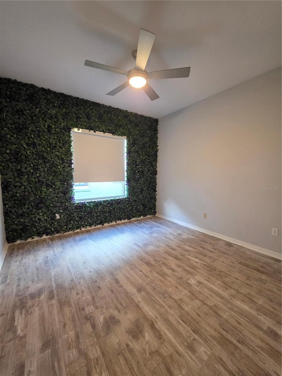 Single Family Residence at 2713 BARNSLEY LN, KISSIMMEE, photo 14 of 42