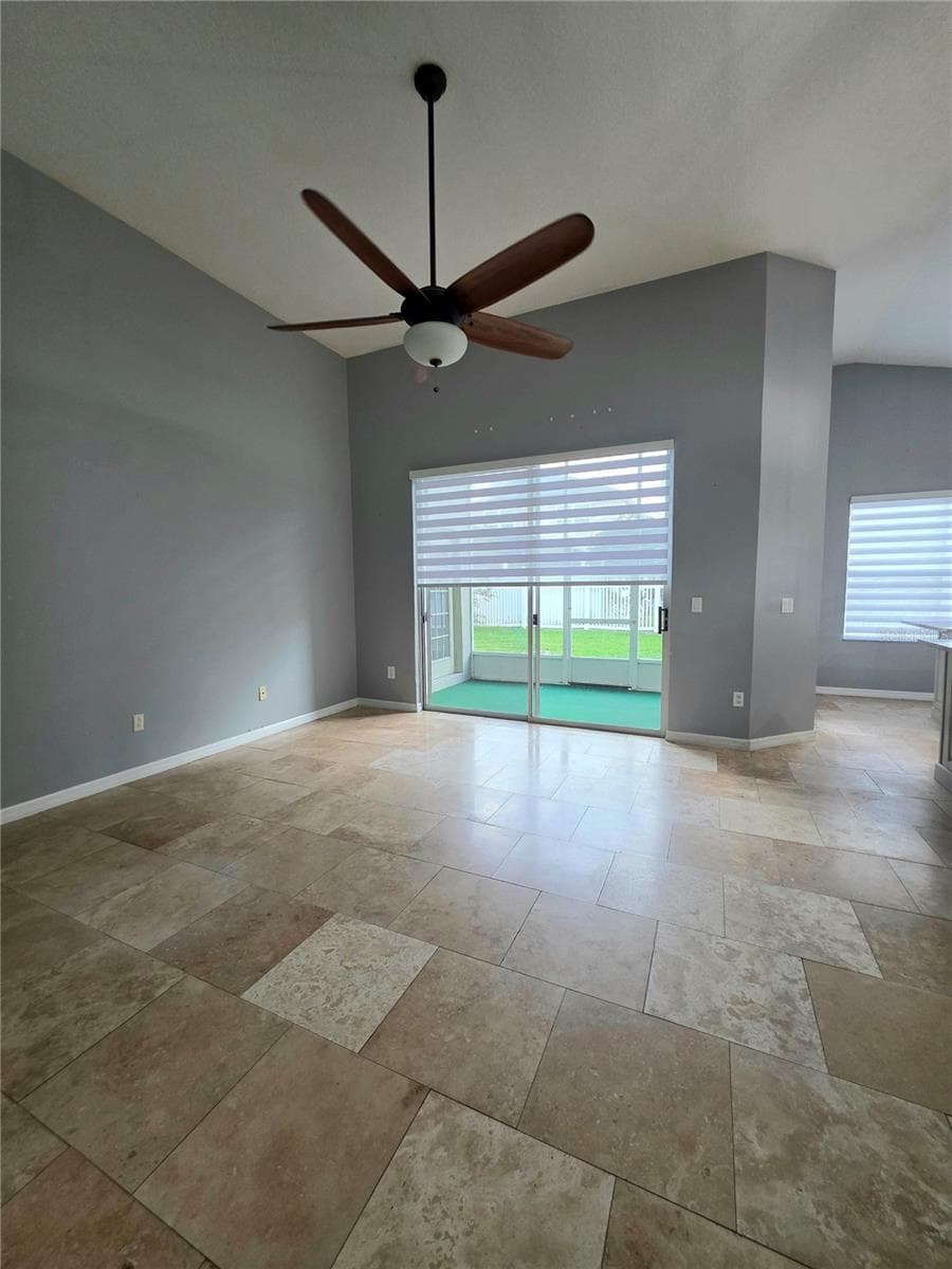Single Family Residence at 2713 BARNSLEY LN, KISSIMMEE, photo 27 of 42