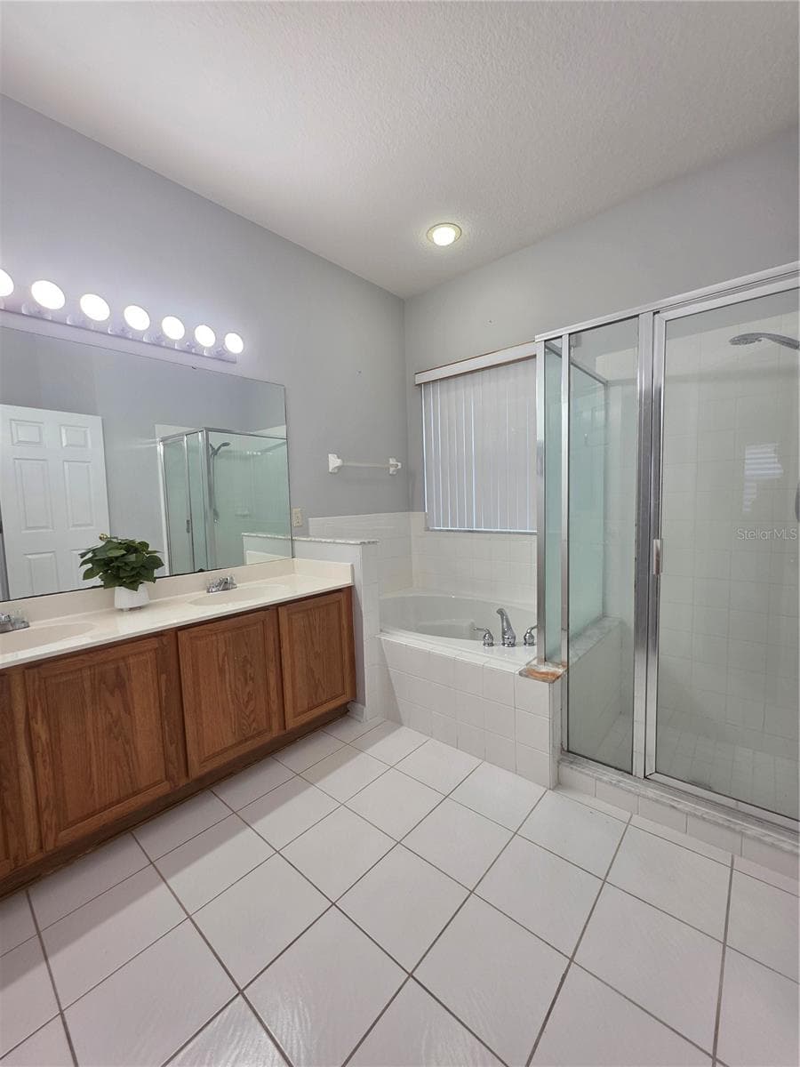 Single Family Residence at 2713 BARNSLEY LN, KISSIMMEE, photo 30 of 42