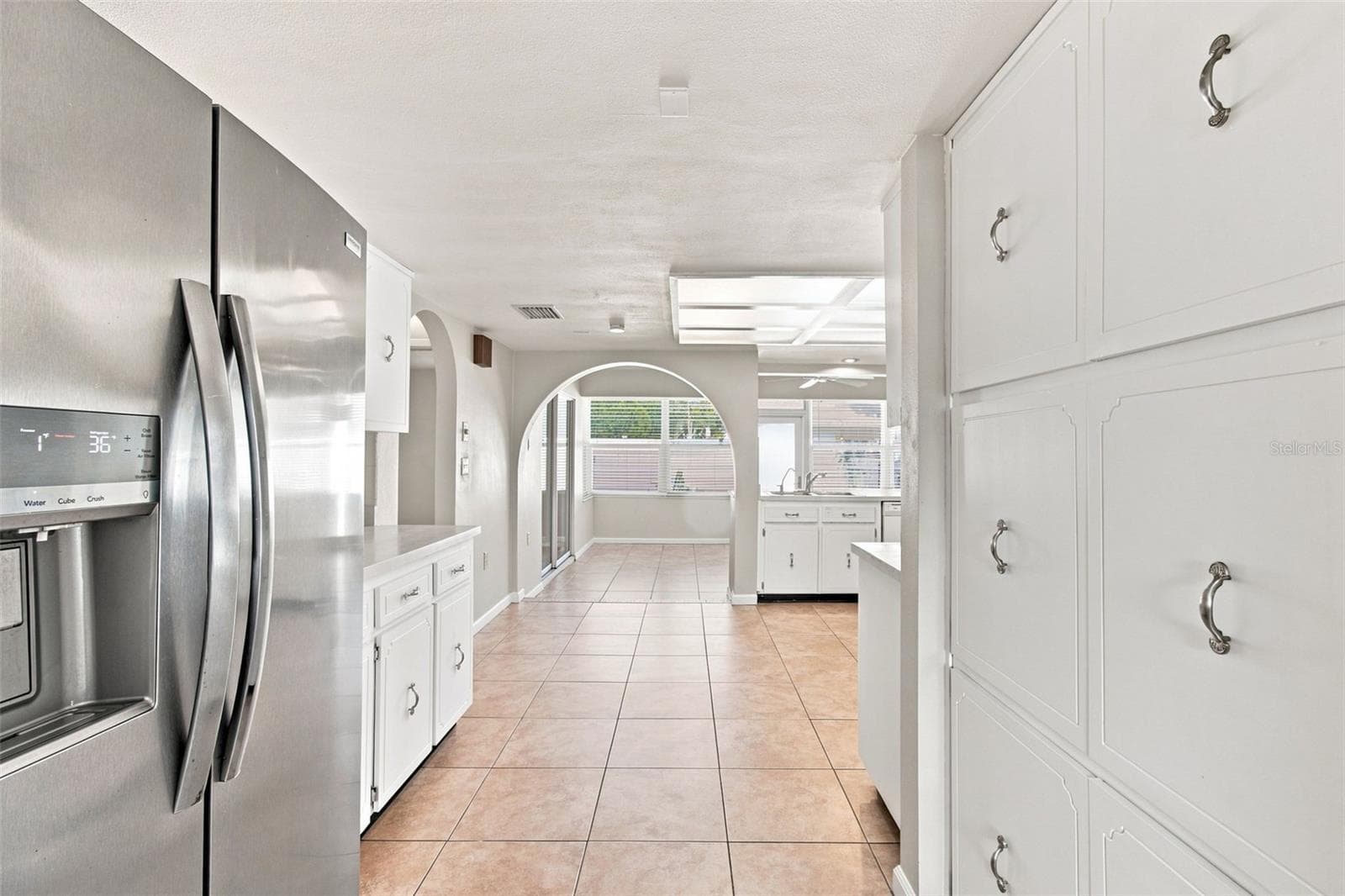 Single Family Residence at 527 WAYFARER DR, TARPON SPRINGS, photo 3 of 47